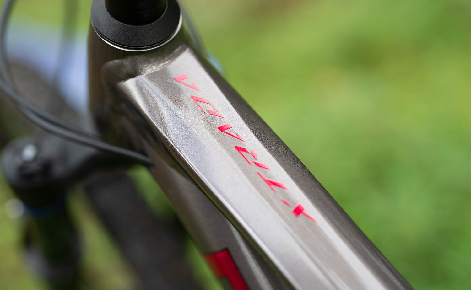 Polygon Xtrada 6 - Mountain Bike [New] | BikesOnline.com